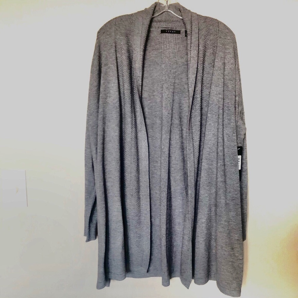 Cyrus grey open front sweater cardigan Sz 1x NWT